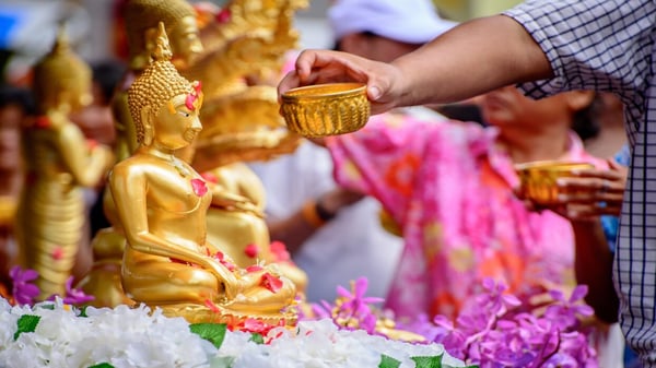 Featured-image-Songkran-festival-Thailand-2-1244x700